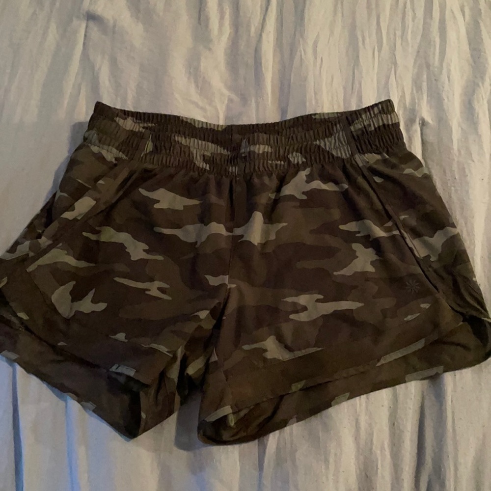 Brand New Athleta Printed Mesh Racer Run Short — NEVER WORN!